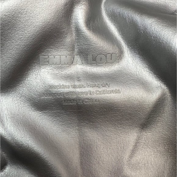 Emma Lou Glow Band Toby Shorts in White - Picture 5 of 5